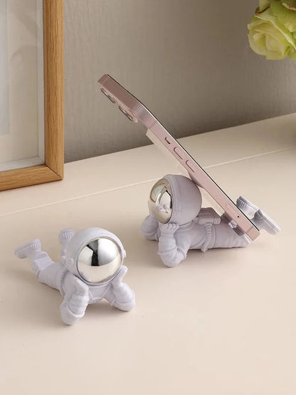Desktop Astronaut Ornaments, Spaceman Ornaments, Desktop Phone Holder, Home Decoration, Astronaut Statue, Office Decoration - luvmoose