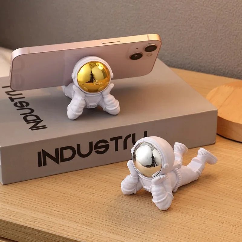 Desktop Astronaut Ornaments, Spaceman Ornaments, Desktop Phone Holder, Home Decoration, Astronaut Statue, Office Decoration - luvmoose